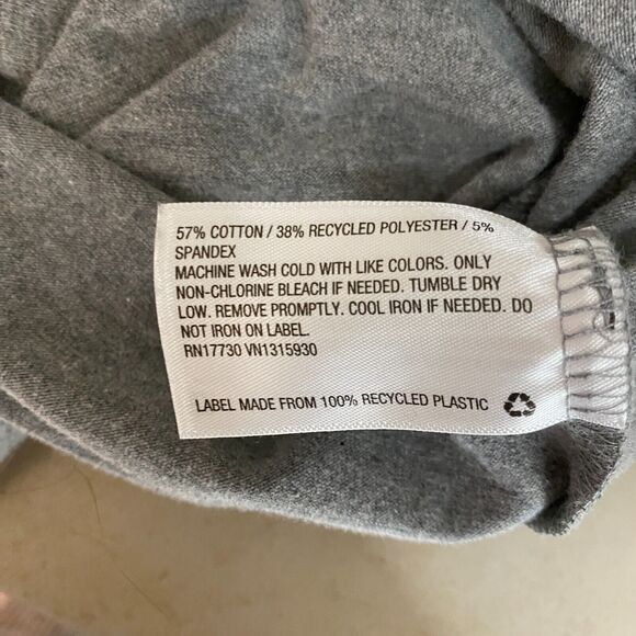 Wild Fable Blouse Womens Small Gray Cropped Short Sleeve Stretch Tee - Picture 8 of 8